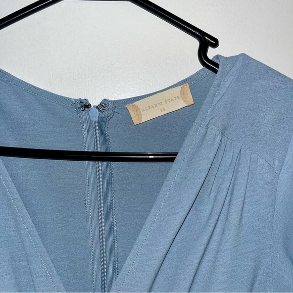 Altar’d State // Springvale Light Blue Flutter Sleeve Maxi Dress - Picture 4 of 10